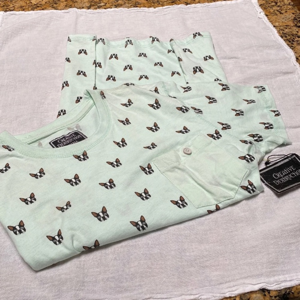 T-shirts - small